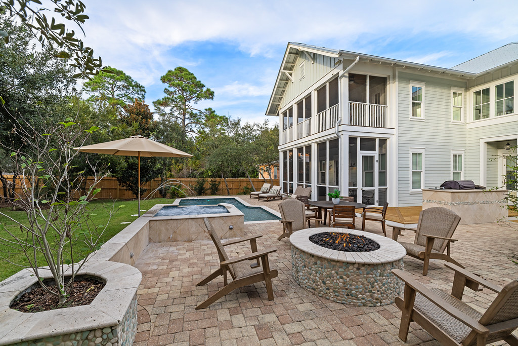 Imagine your excitement as you watch your dream décor come to life!